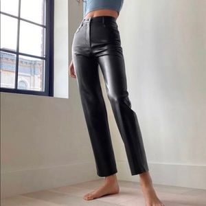 Aritizia Melina Faux Leather Pant PERFECT CONDITION Black Size 2